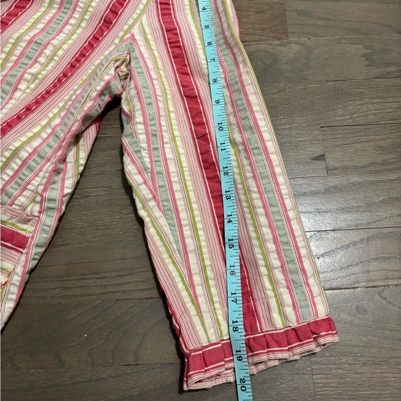 CAbi Women’s Striped Seersucker Blazer. Size 12 - Picture 5 of 6